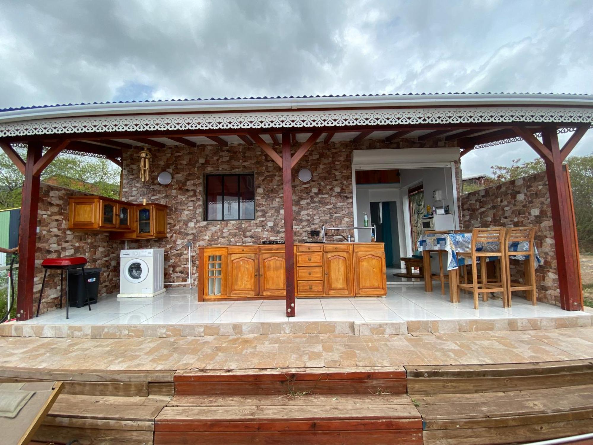 Bungalows Mathilde-Non Fumeur Bouillante Ngoại thất bức ảnh